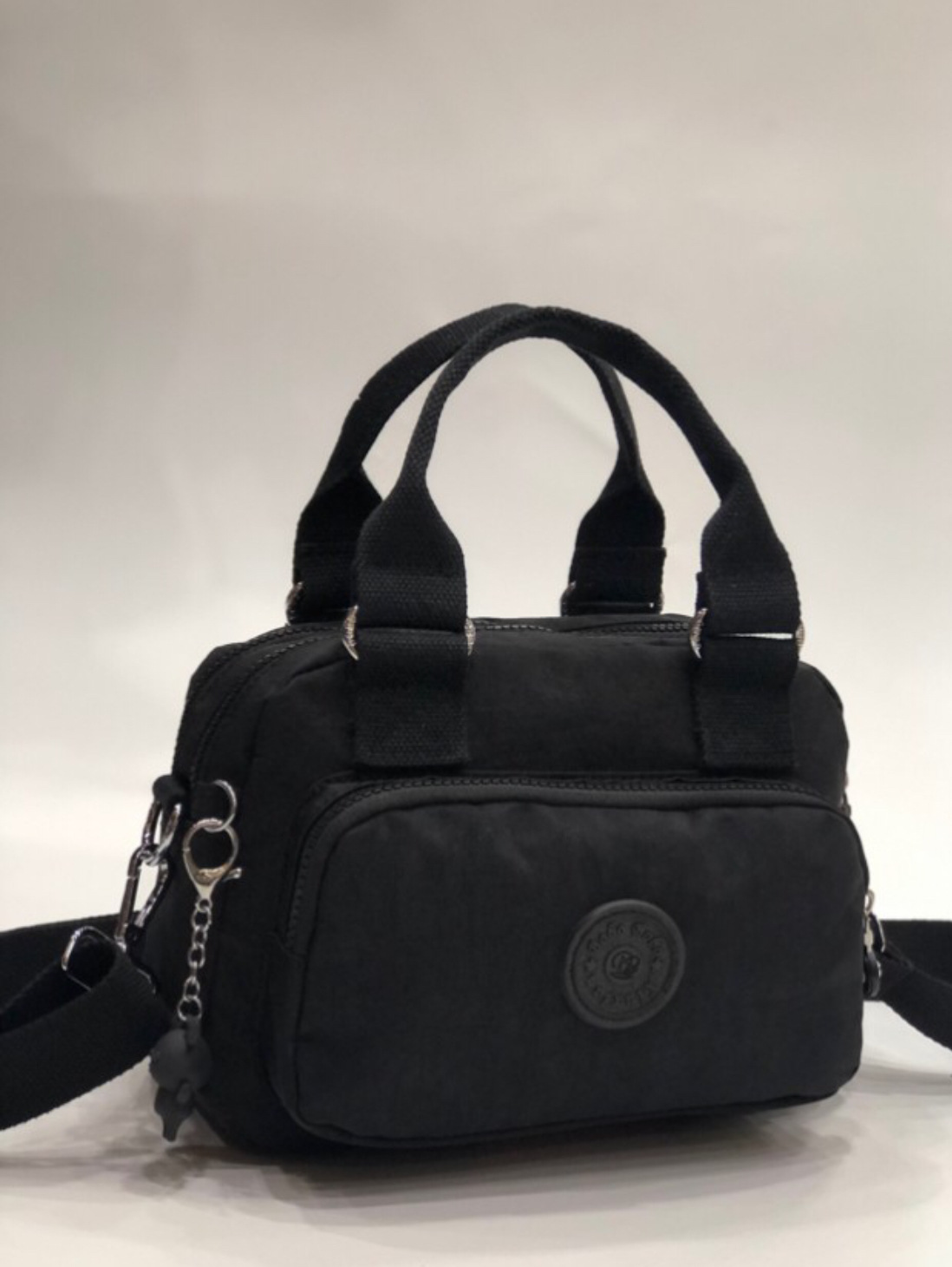 博卜厂家销售时尚简约斜挎包女双层大容量单肩包轻便防水尼龙手提