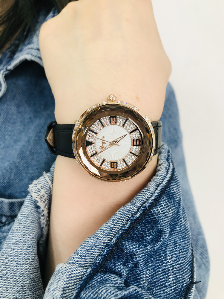 雅琴手表满天星镶钻菱形切割时尚品牌防水女士女表皮带一件代发