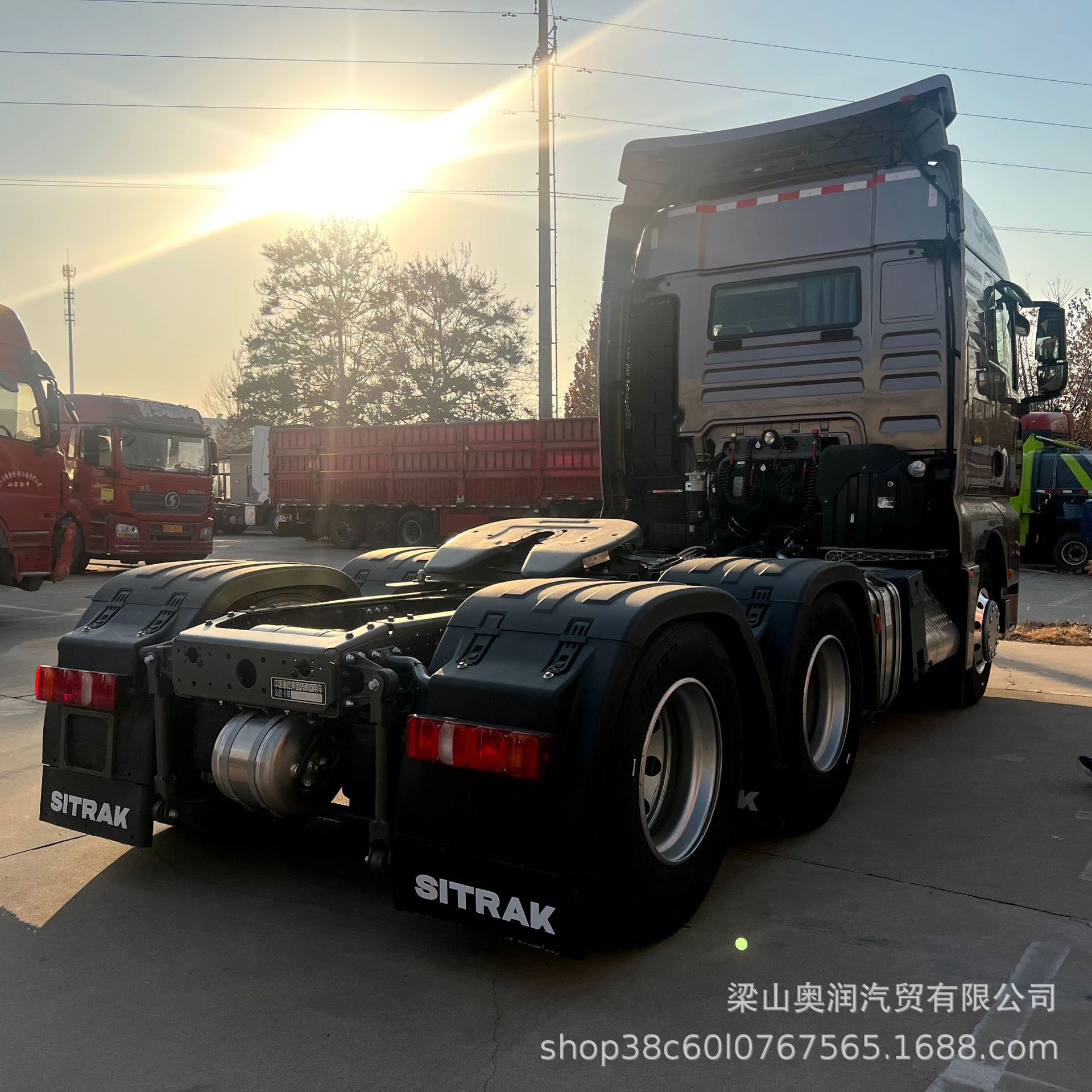 专业出口重汽汕德卡牵引车头6*4燃油拖拉机卡车10轮货物运输车头