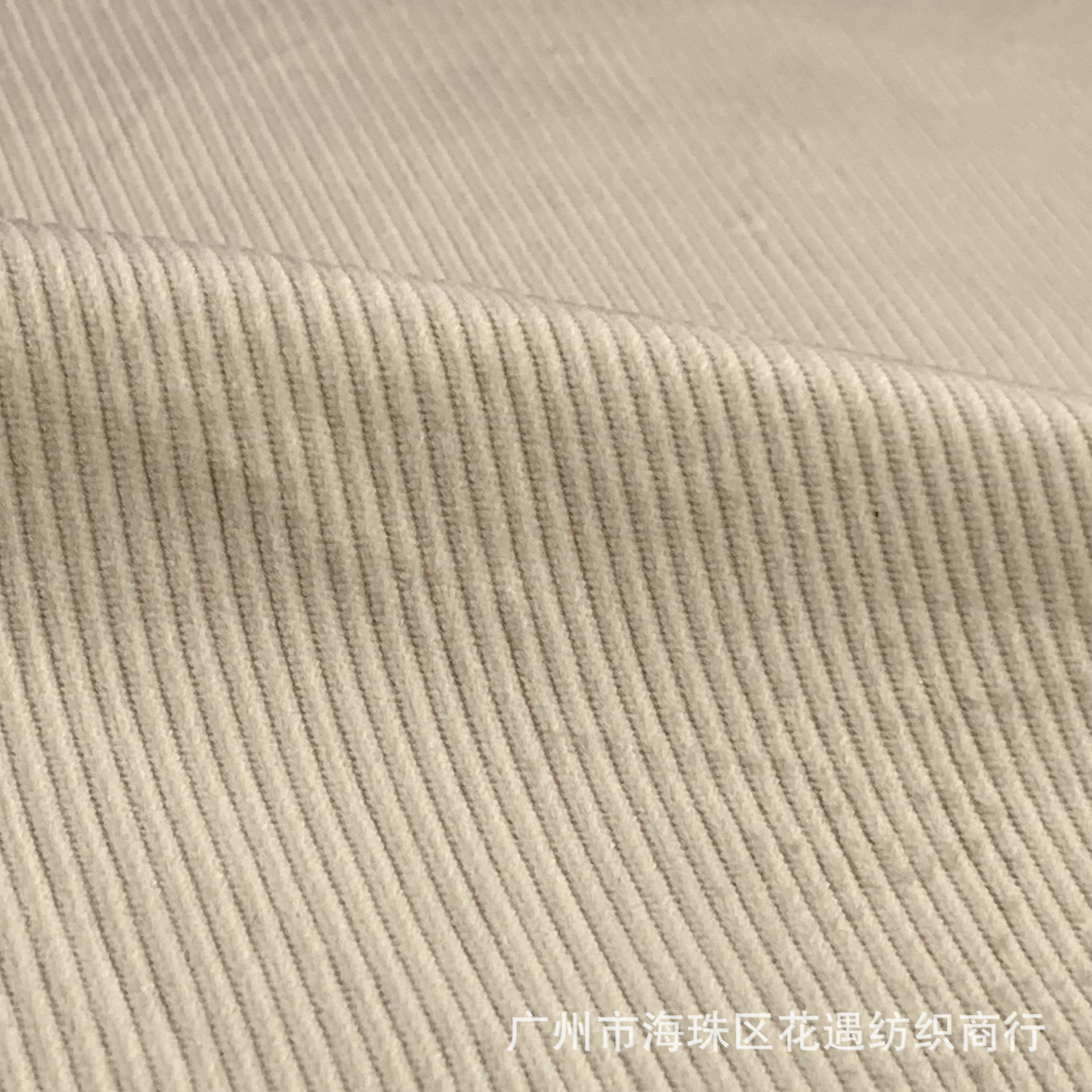 11坑灯芯绒面料 灯芯绒380克细坑条 秋冬衬衫裙装外套童装面料