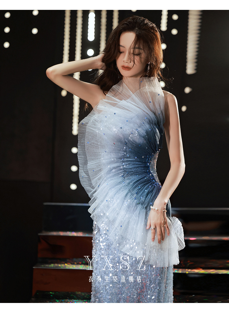 晚礼服女2022新款设计感年会主持人渐变蓝抹胸鱼尾走秀演出晚礼服