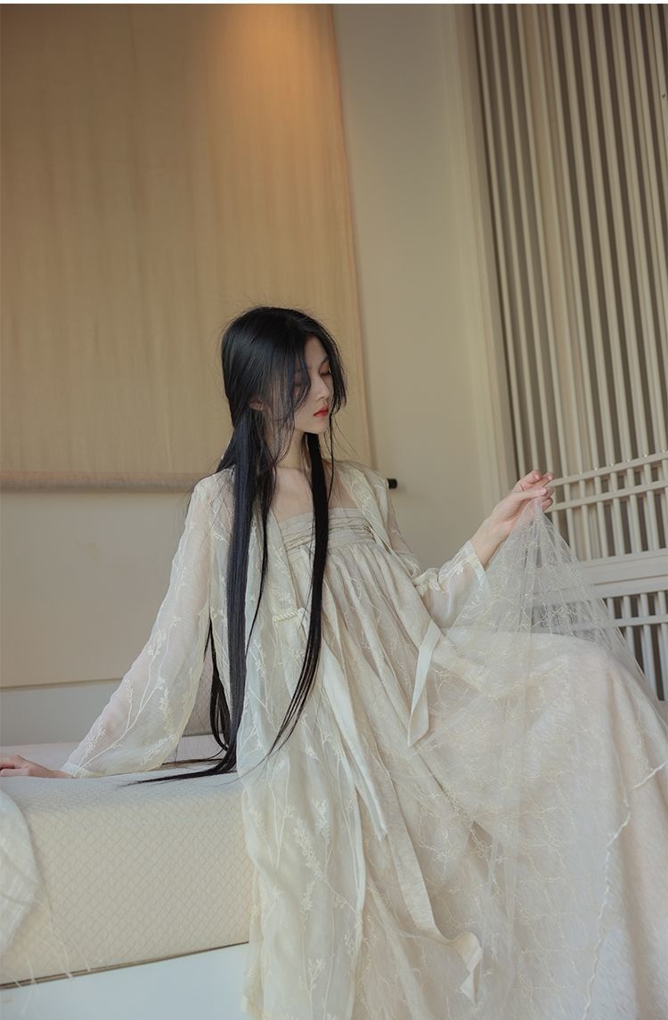 【令壹】席纱吐云 双层网纱刺绣中式改良汉服抹胸裙齐胸长裙