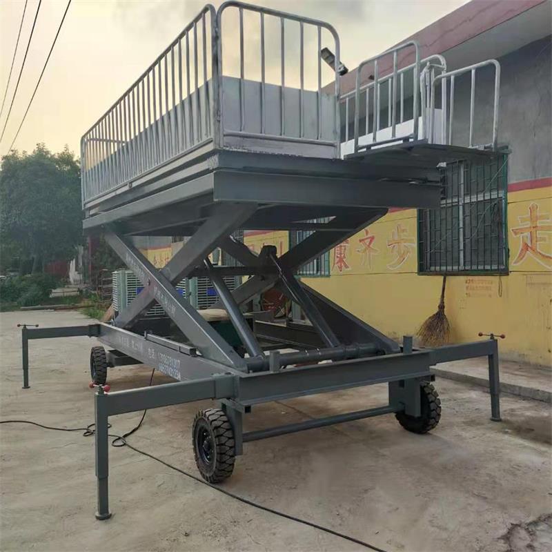 移动式装猪台养殖场用卸猪台运猪平台电动液压升降平台装运猪平台