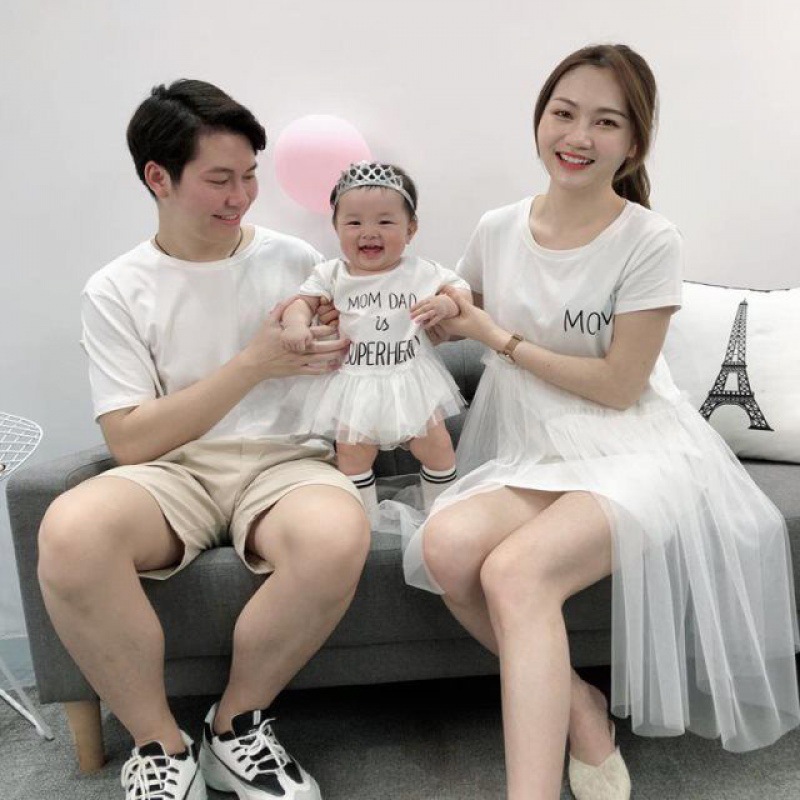 亲子装一家三口夏季母女连衣裙胖妈大码哺乳婴儿宝百天拍照全家福