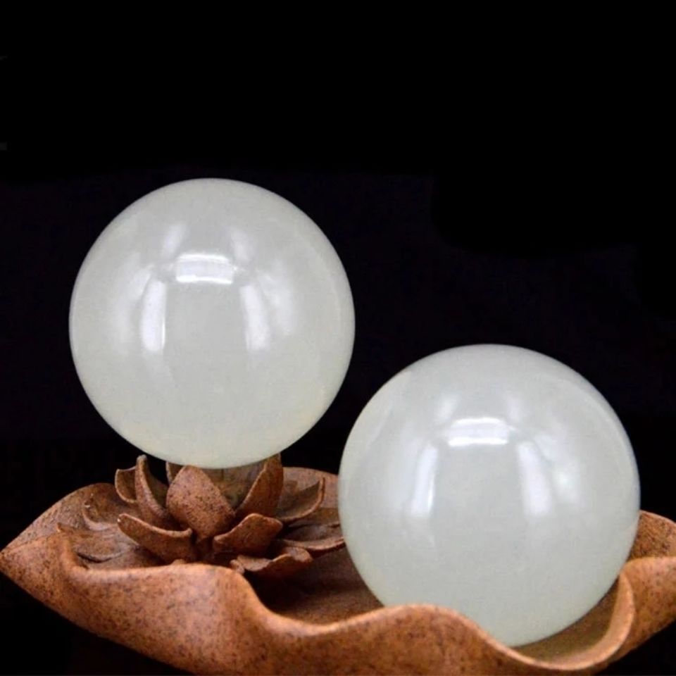 冰种白玉手球手把件送长辈玉石健身球保健玉球玉器把玩阿富汗