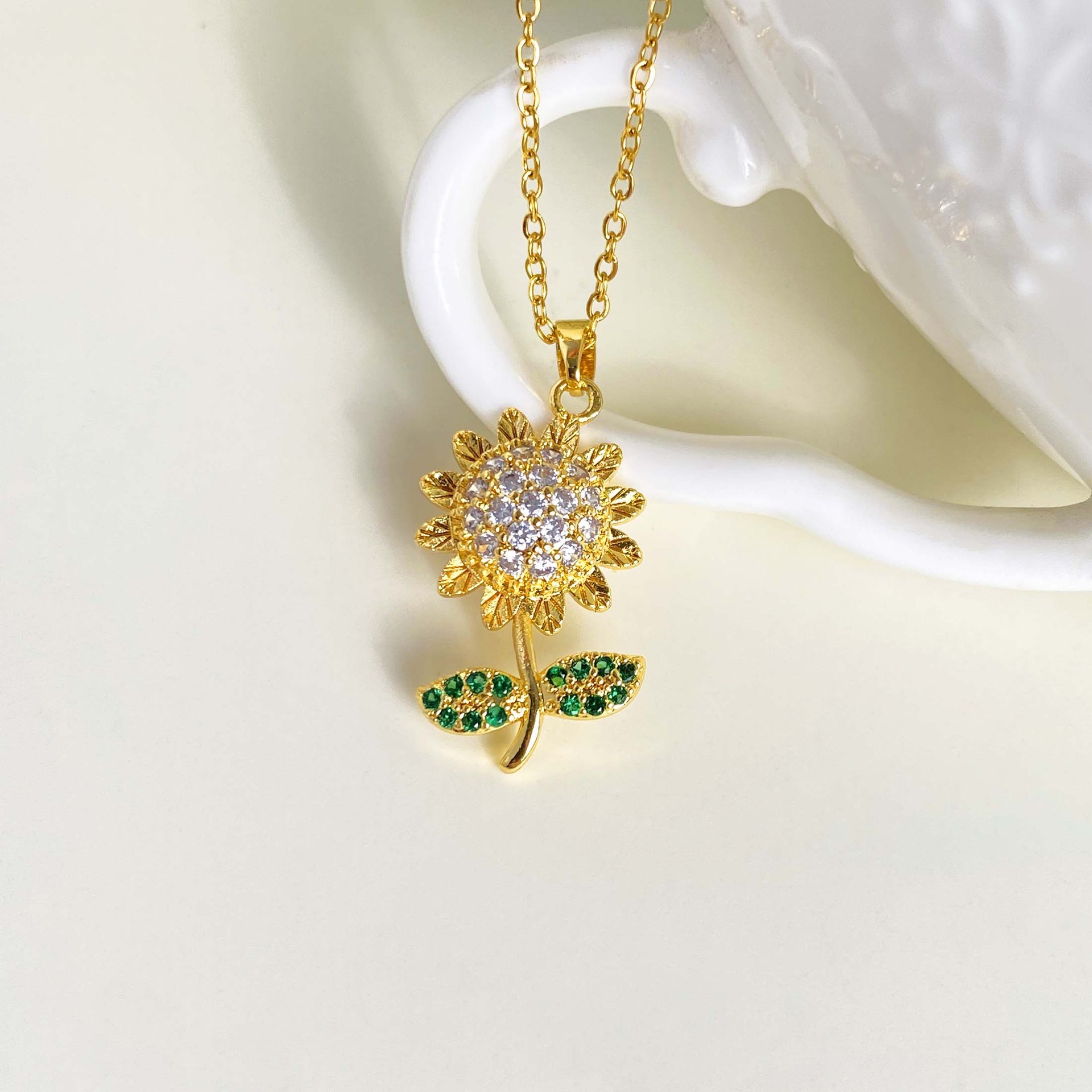 轻奢微镶锆石太阳花向日葵项链ins风颈链时尚清新百搭不掉色-阿里巴巴