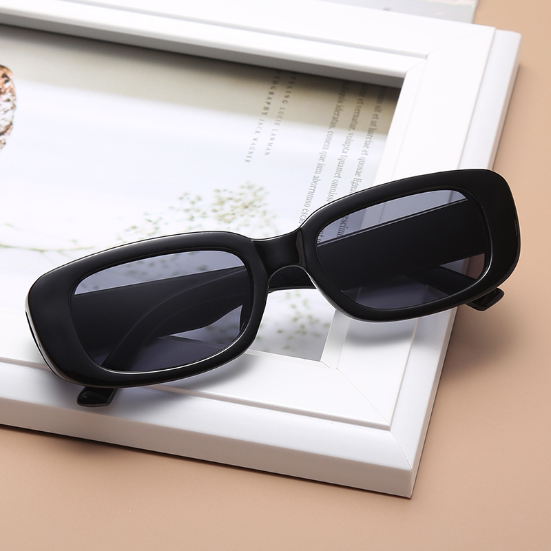 2024 Korean Style New Fashion Small Frame Internet-Famous Sunglasses Female Sunshade Driving Sunglasses for Driving 999
