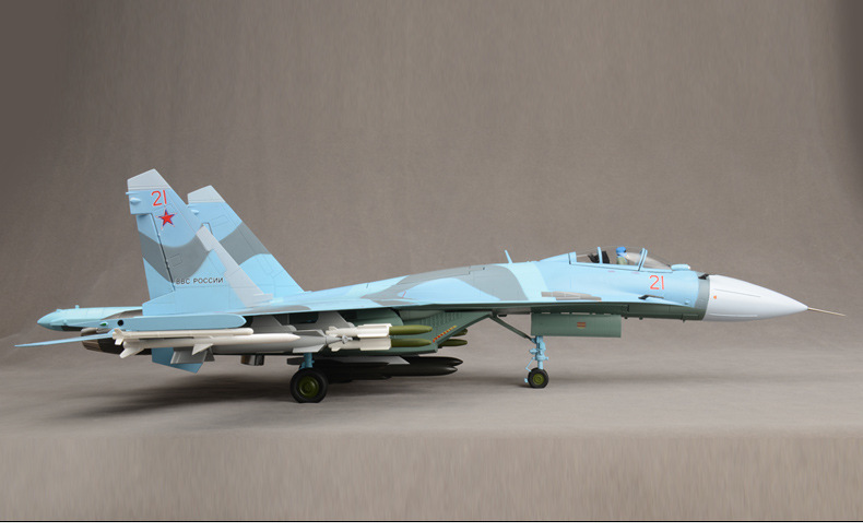 1:32仿真合金苏27重型战斗机军事模型迷彩款家居装饰送礼收藏摆件