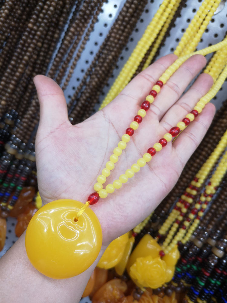 383 Yellow Beeswax Lucky Pendant Drop-Shaped Stylish Pendant Yellow Chicken Grease Necklace Sweater Chain Live Streaming Welfare Ethnic Style