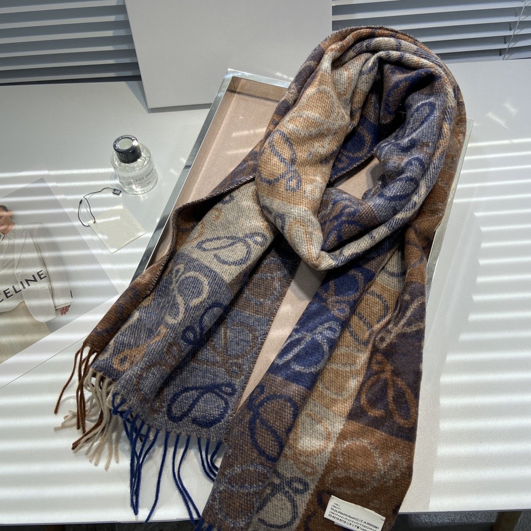 罗家新款羊毛羊绒长巾双色九宫格提花冬季围巾女加厚保暖老花流苏