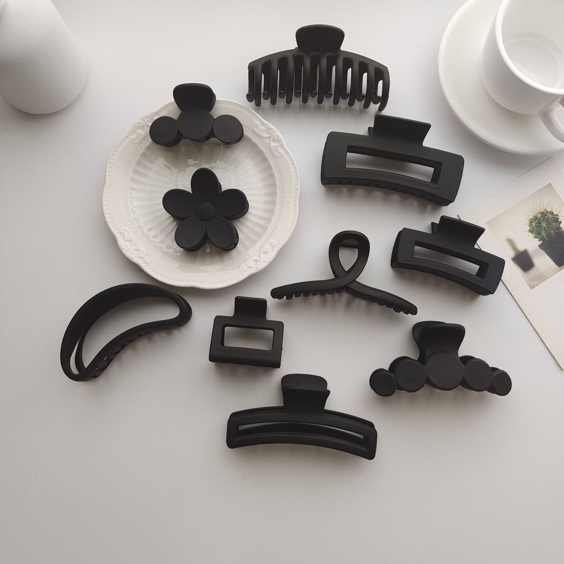 黑色小抓夹女夏夹子头饰后脑勺发卡高马尾神器固定发夹大号鲨鱼夹