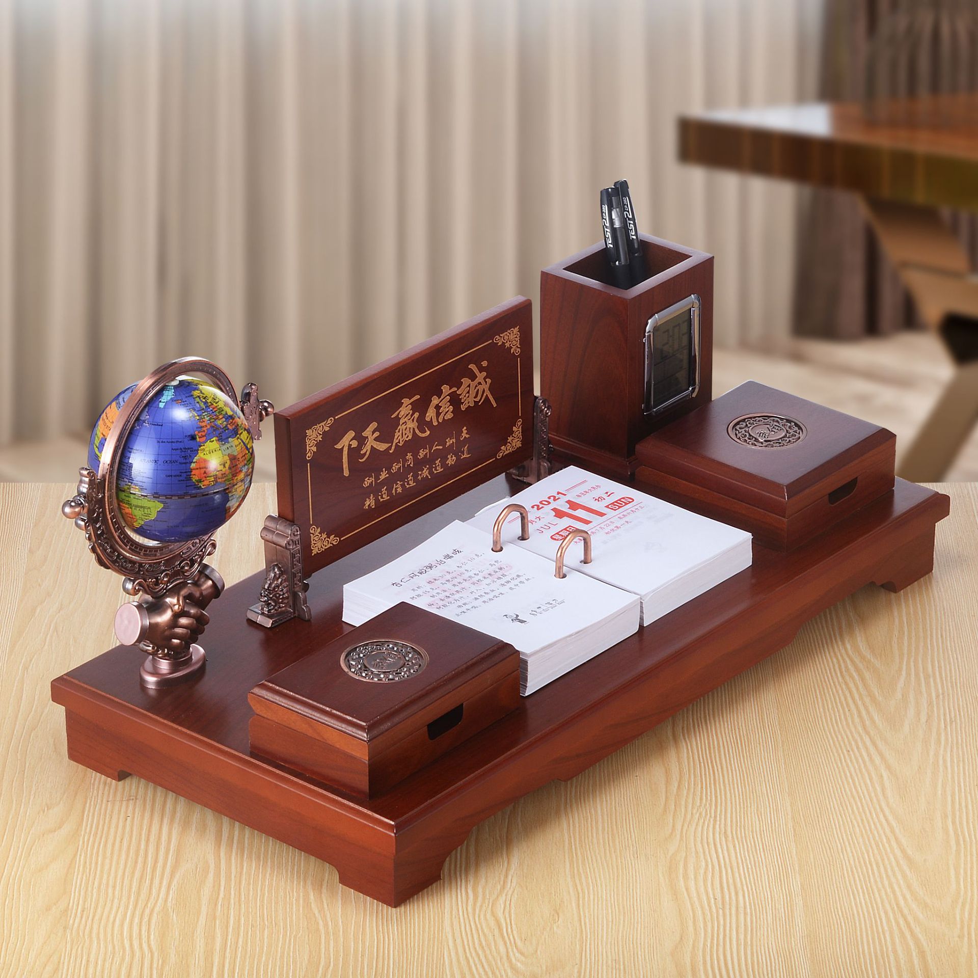 2021年商务整体红木台历架厂家批发定制木质企业台历日历摆件定做