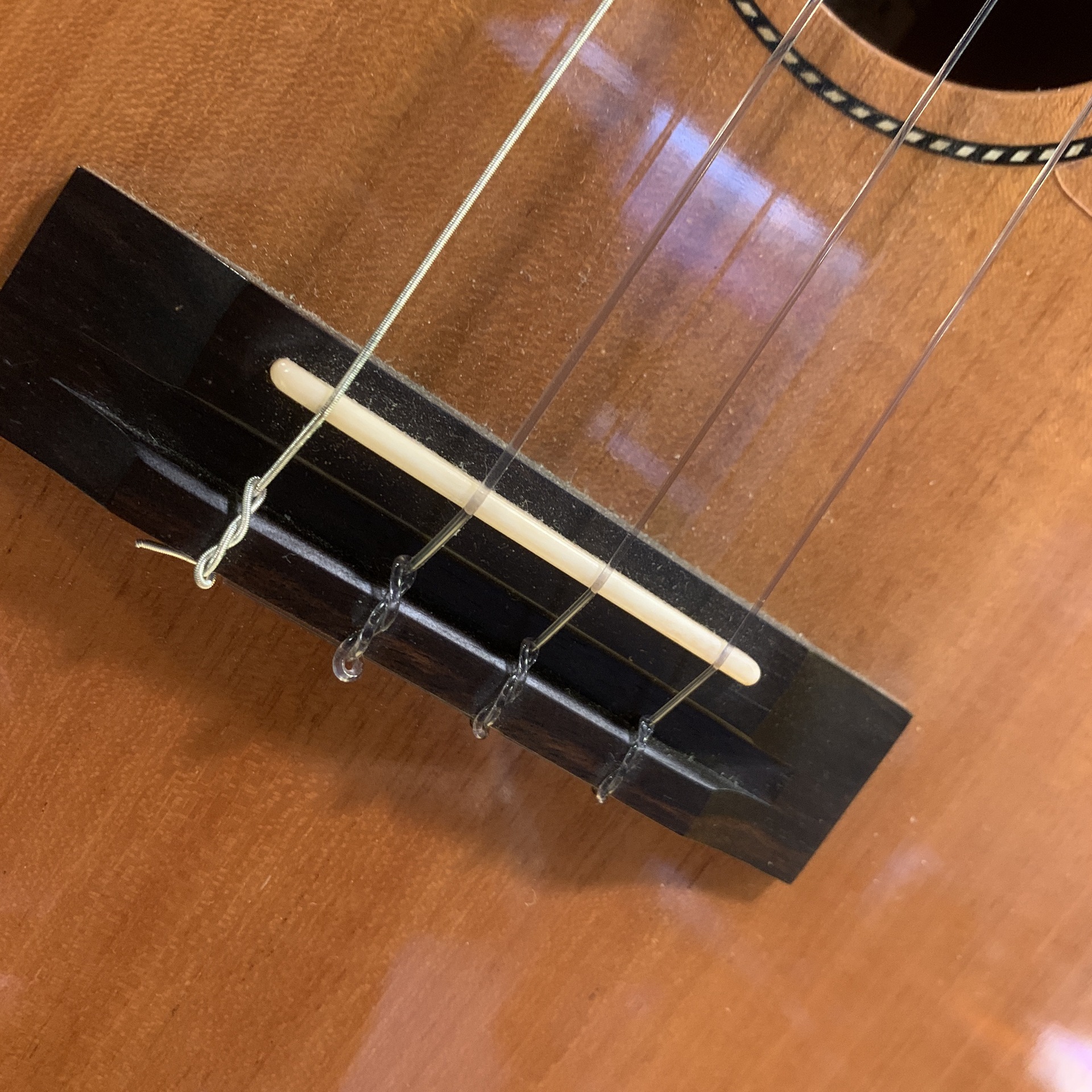 金属尤克里里碳素琴弦黑色小吉他1-4弦通用透明低音四弦彩色套弦