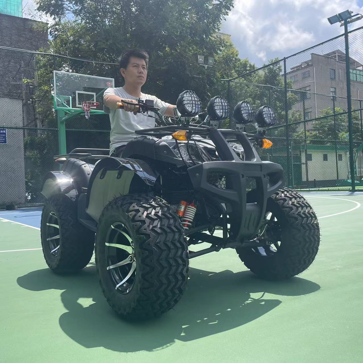 atv大公牛沙滩车全地形山地越野摩托车燃油四轮休闲娱乐摩托车