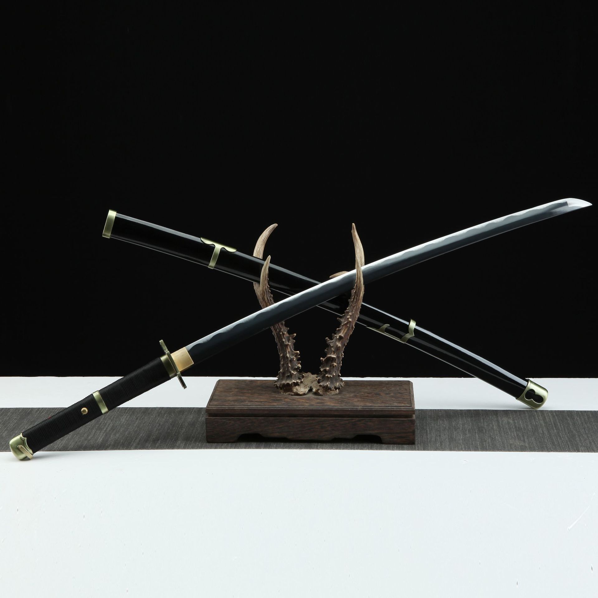 龙泉市手工刀剑海贼王原版刀纹动漫兵器雪走鬼彻索隆指挥刀未开刃