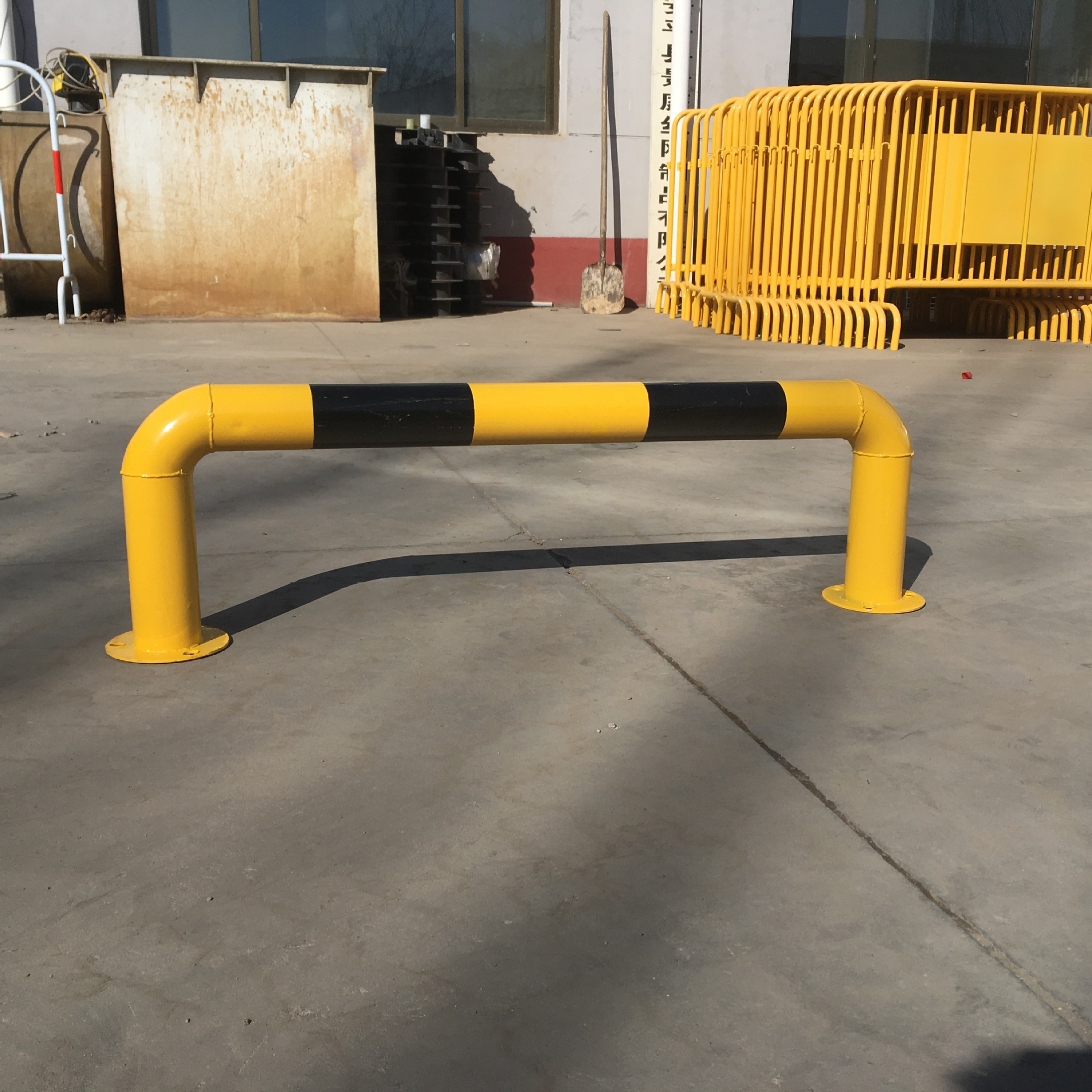 u型钢管小区车位挡车器 马路人行道隔离柱 倒车车轮定位器限位器