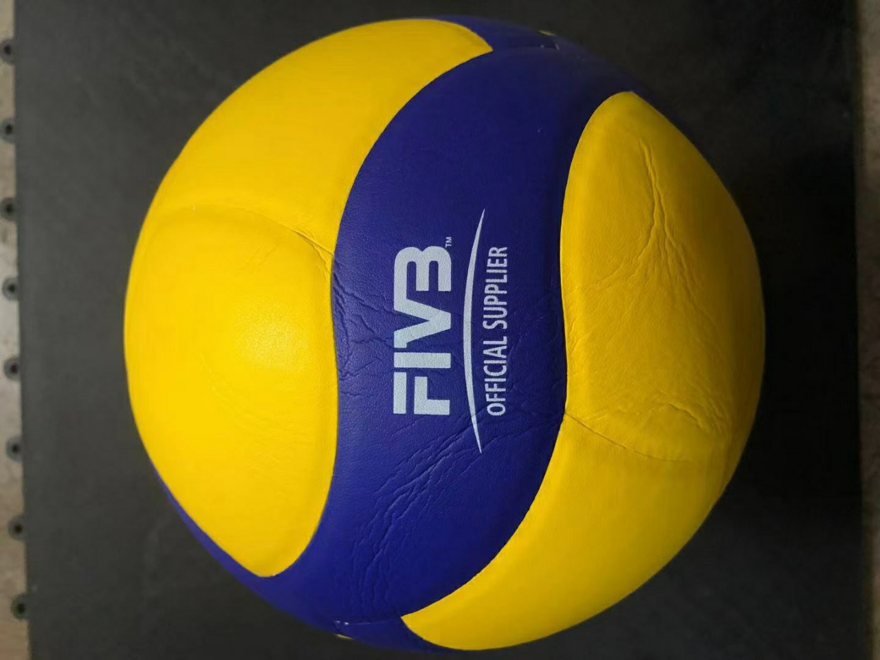 米卡萨/mikasa授权经销 学生考试比赛练习用5号硬排 v300w