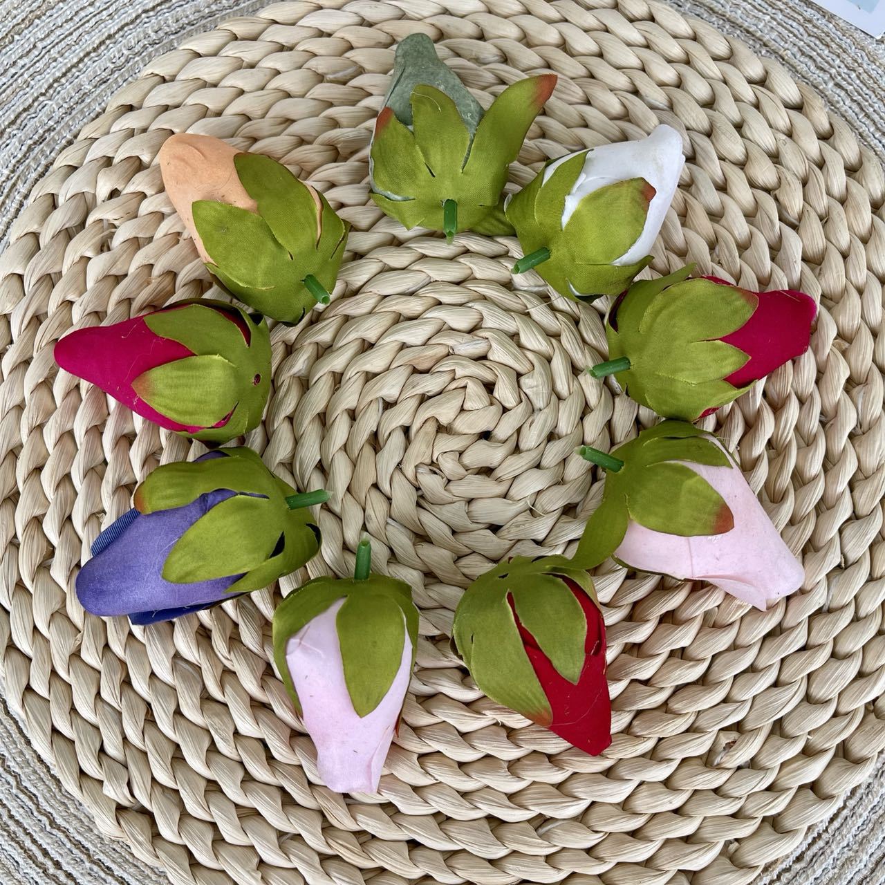 仿真玫瑰花苞假花苞婚庆路引装饰花墙布置店铺酒店摆放形象逼真