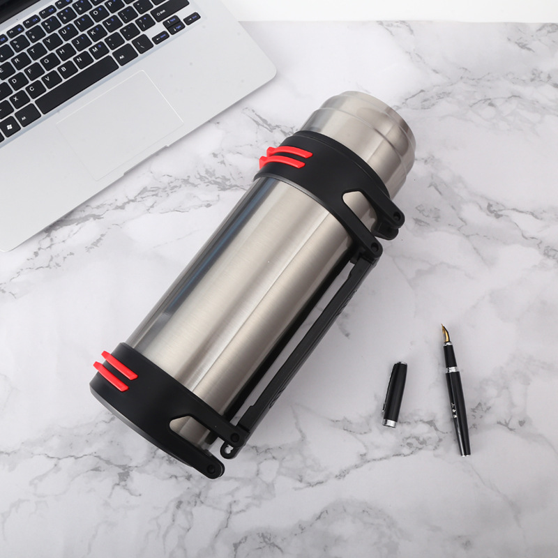 Factory Wholesale 304 Stainless Steel Thermos Vacuum Warm Water Kettle Sports Car Travel Kettle Thermos Cup