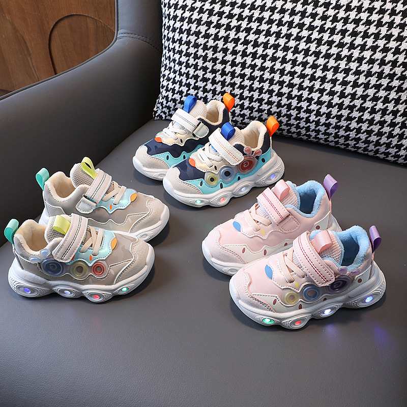 二棉加绒小孩儿童鞋子1-6岁3亮灯男童运动鞋女童保暖
