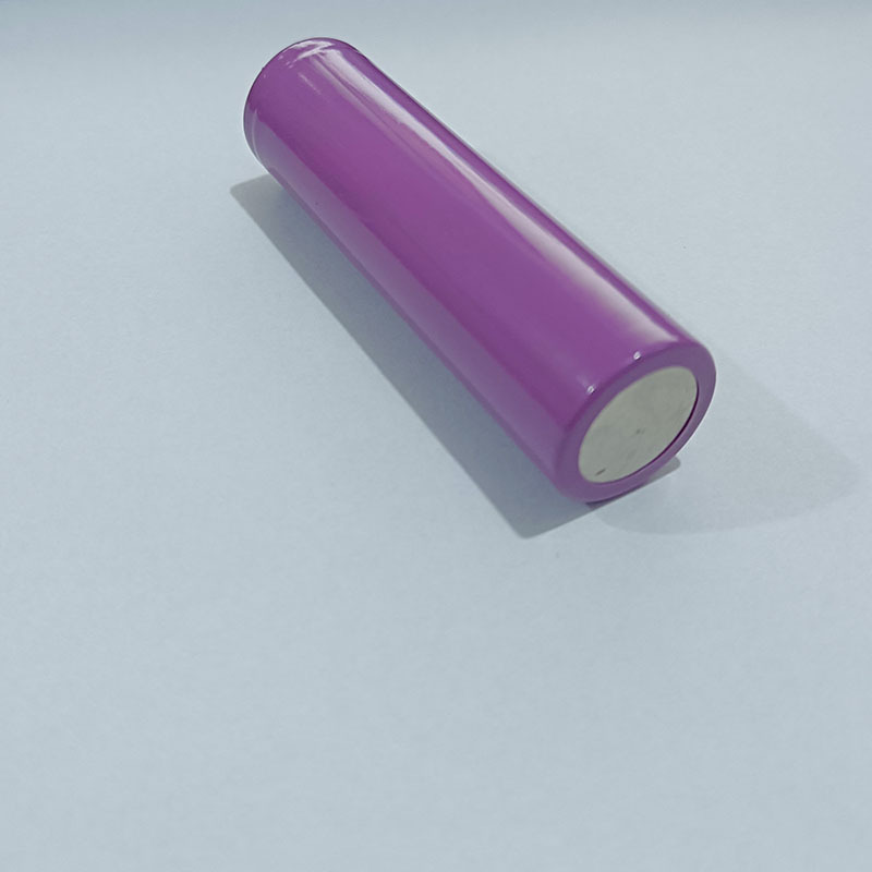 弘力18650充电锂电池3.7v 锂离子电池 强光手电筒锂电池 激光笔