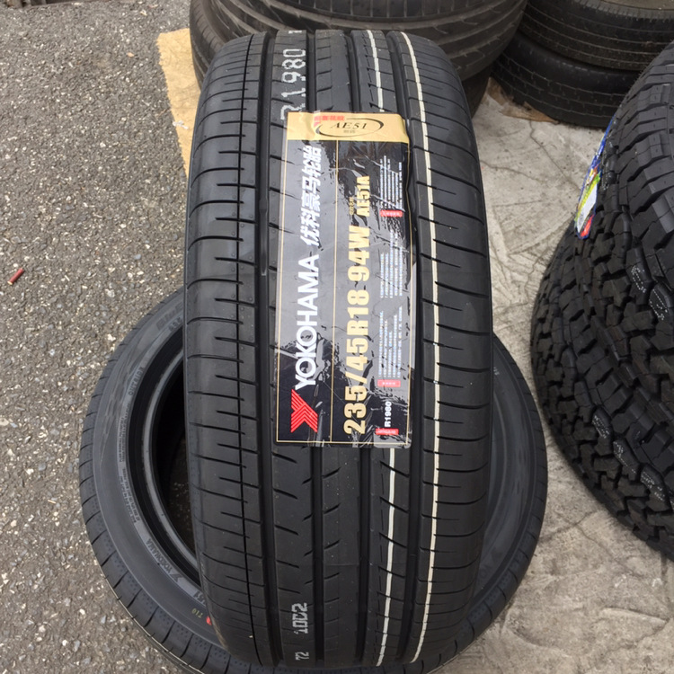 横滨/优科豪马轮胎235/45r18 94w v551 / ae51两款花纹现货-阿里巴巴