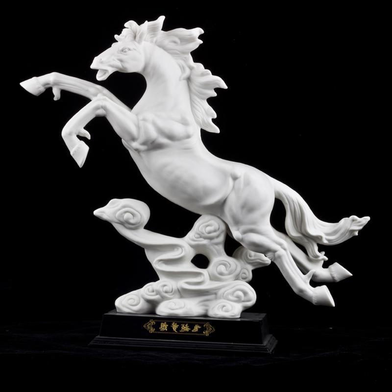 徐长选大师白瓷瓷雕艺术品马飞越梦想商务开业礼品办公室店面摆件