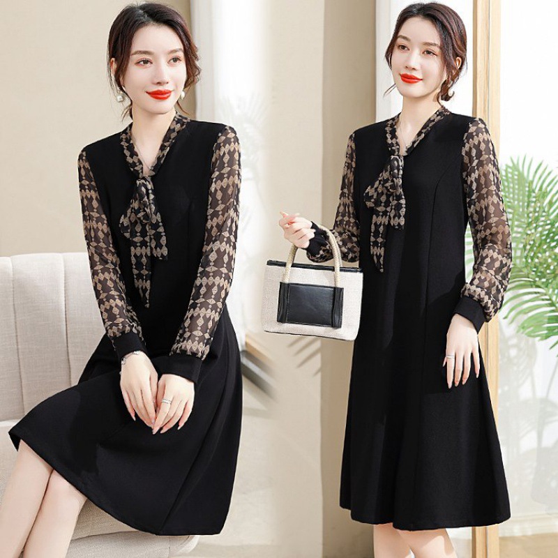 中年妈妈春秋连衣裙新款50岁60中老年女装中长款时尚洋气长袖裙子