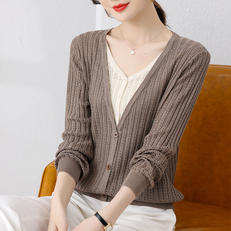 假两件上衣针织开衫女早秋装2021新款薄款外搭配裙子披肩短款外套