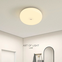 简约卧室吸顶灯北欧时尚创意圆形房间灯轻奢艺术新款阳台过道灯