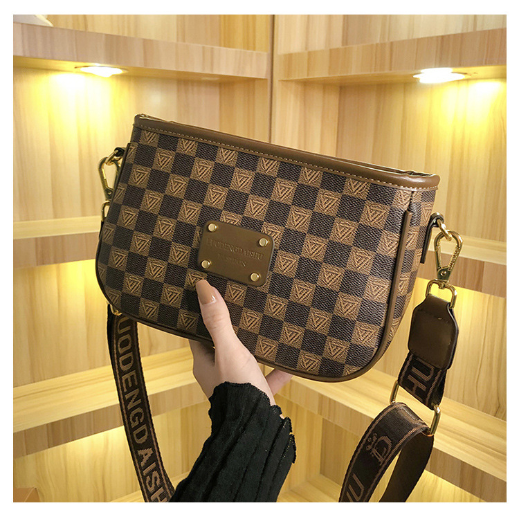Women's Bag 2022 Autumn and Winter New European and American Style Retro Easy Matching Shoulder Bag Special-Interest Design Fashion Elegant Crossbody Bag