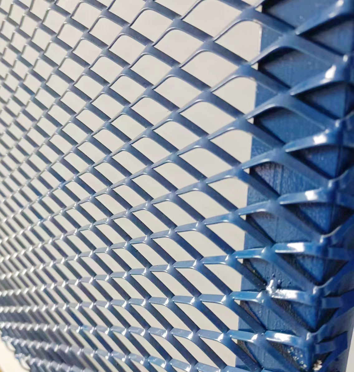 现货钢板网铝板网吊顶铁丝网菱形拉伸网金属扩张网幕墙装饰冲孔网
