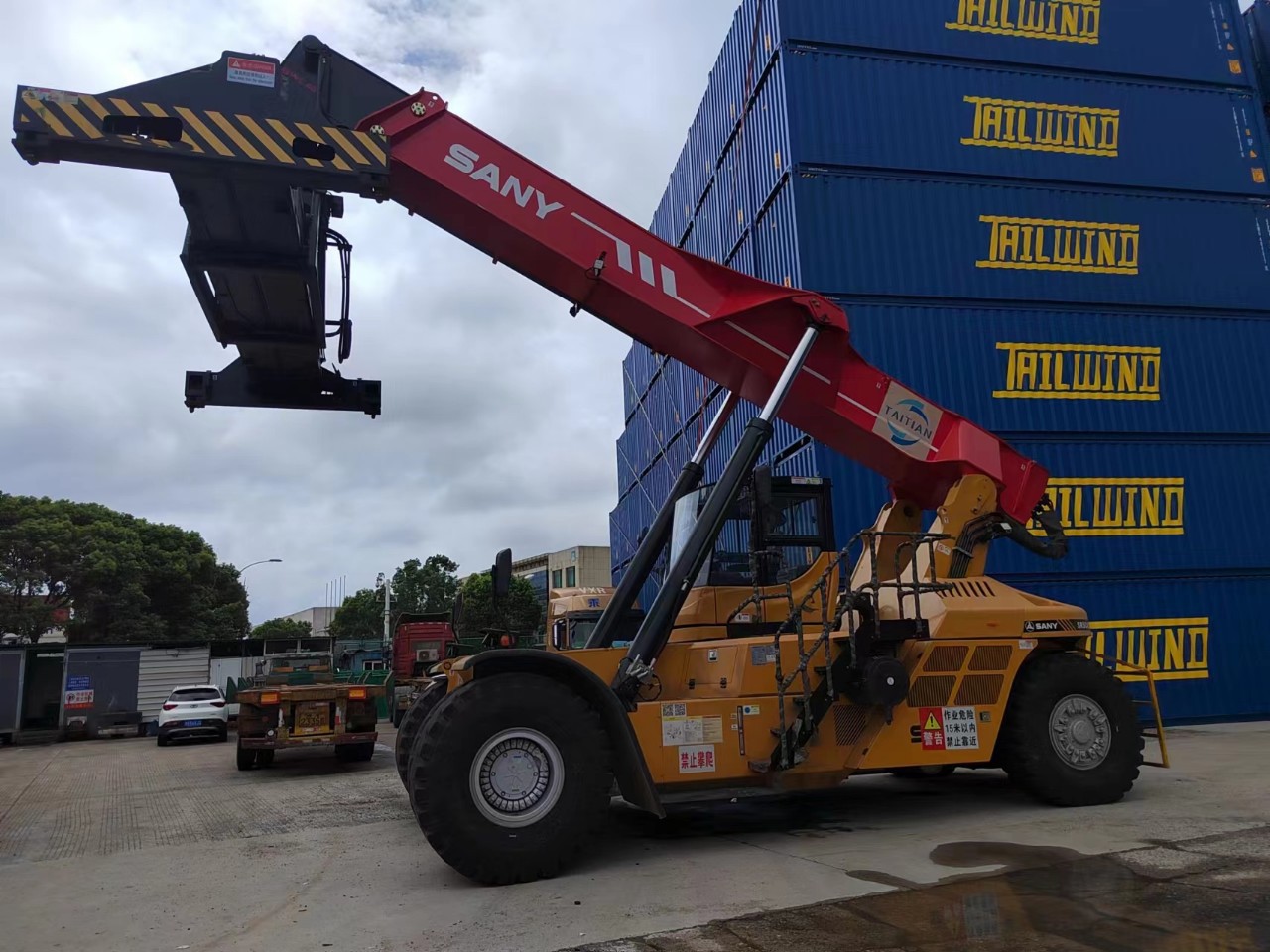 三一正面吊,正面吊租赁,二手正面吊,三一重工