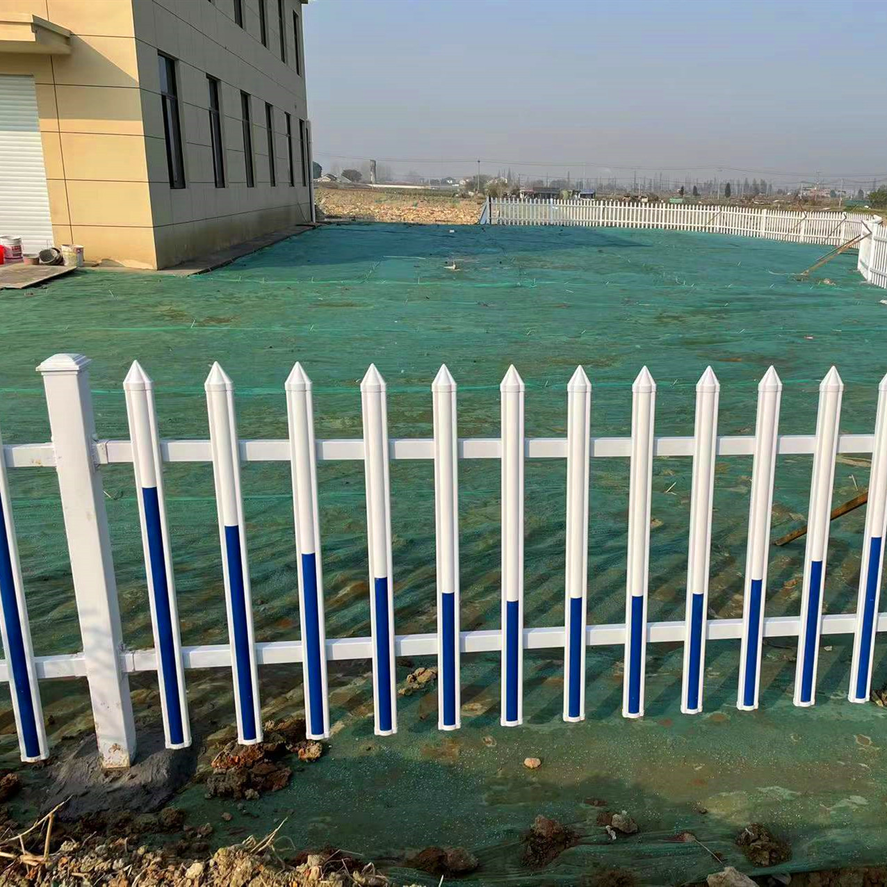 pvc塑钢变压器电力围栏隔离栏小区庭院别墅花园围墙户外栅栏护栏