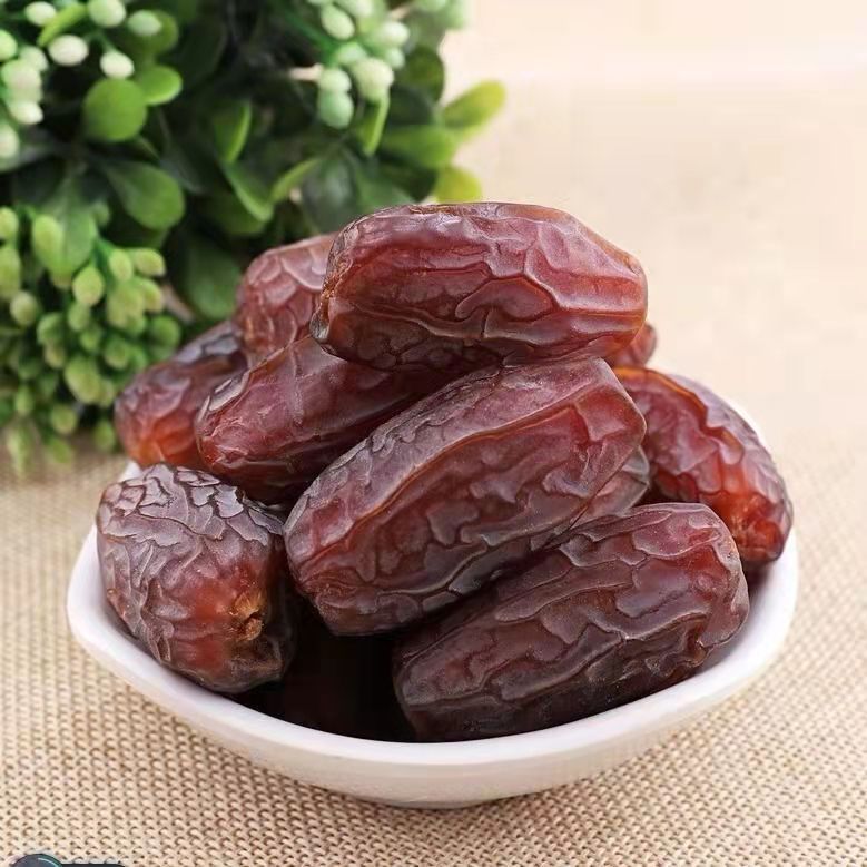 批发沙特椰枣 阿联酋迪拜大颗粒椰枣新疆特产 办公室休闲孕妇零食
