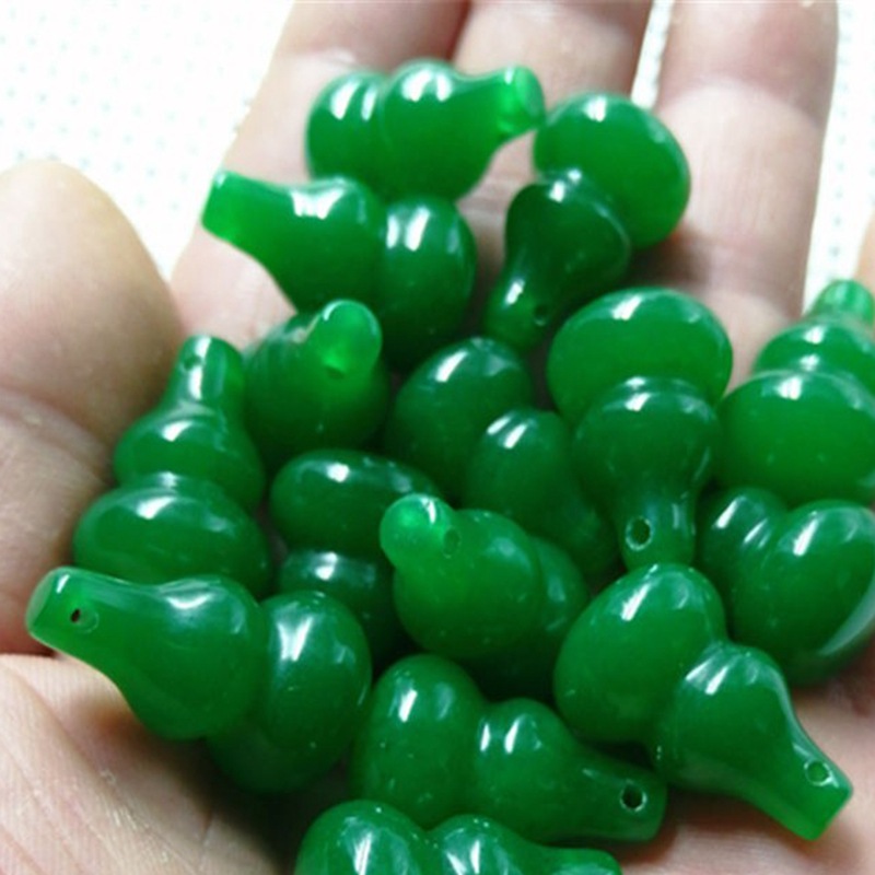 冰种立体翠绿色马来玉小葫芦吊坠宝葫芦玉石大葫芦项链挂件裸石玉