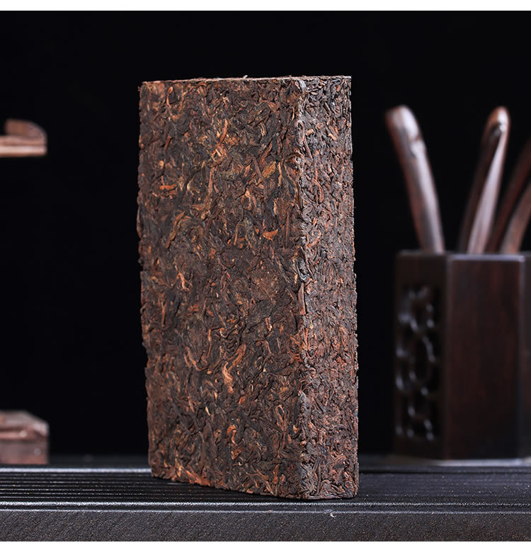 曼松普洱茶熟茶砖云南易武曼松贡茶砖茶250克/盒装礼盒2013年