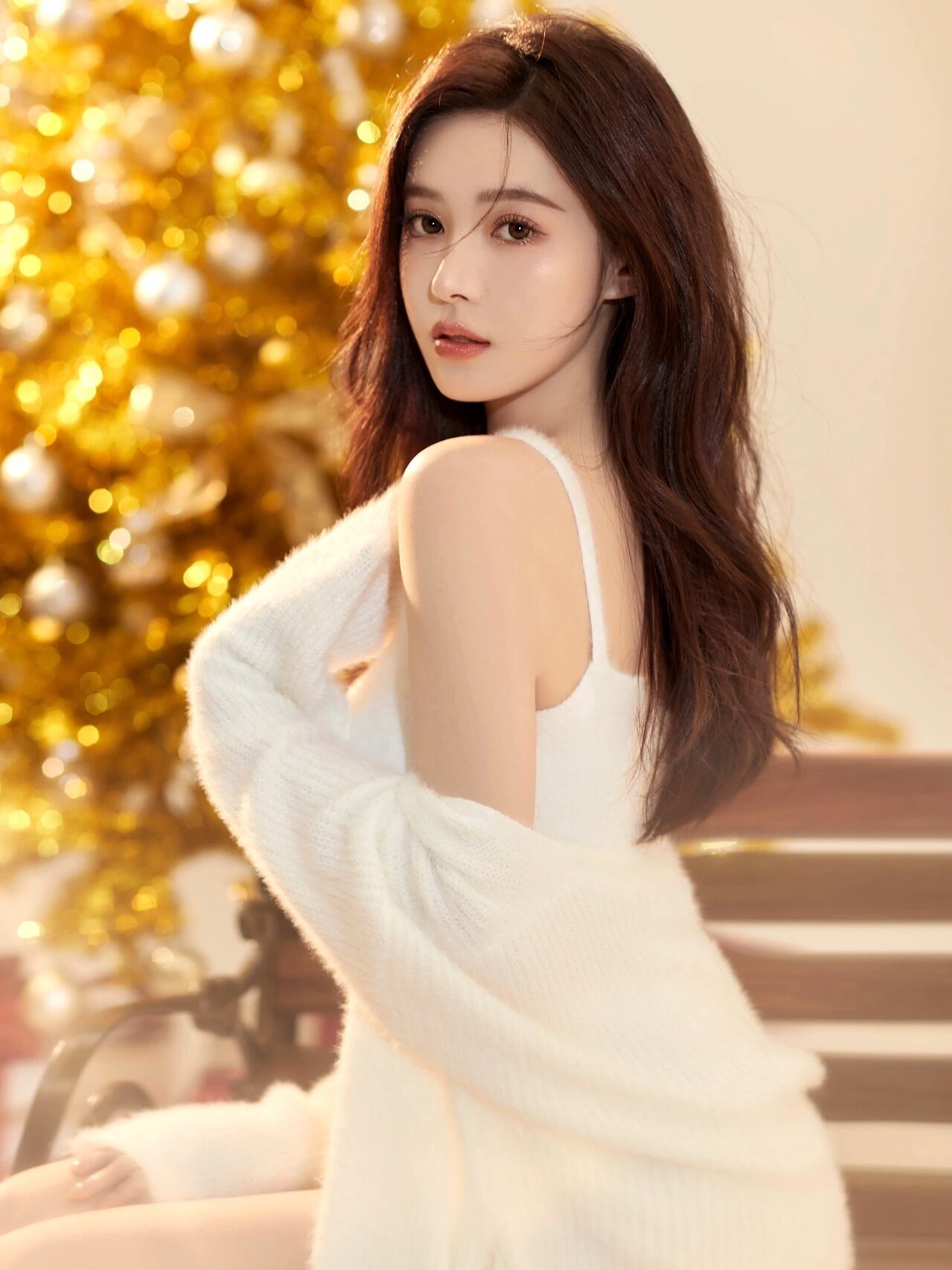 圣诞主题写真新款影楼白色纯欲风时尚女孩小清新私房艺术照摄影服