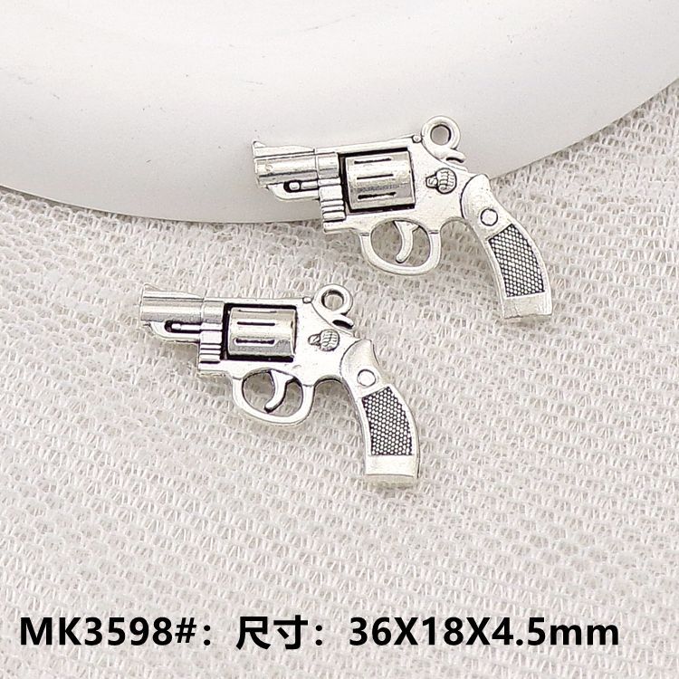 diy合金饰品配件左轮手枪吊坠耳饰简约项链服饰装饰材料枪挂件