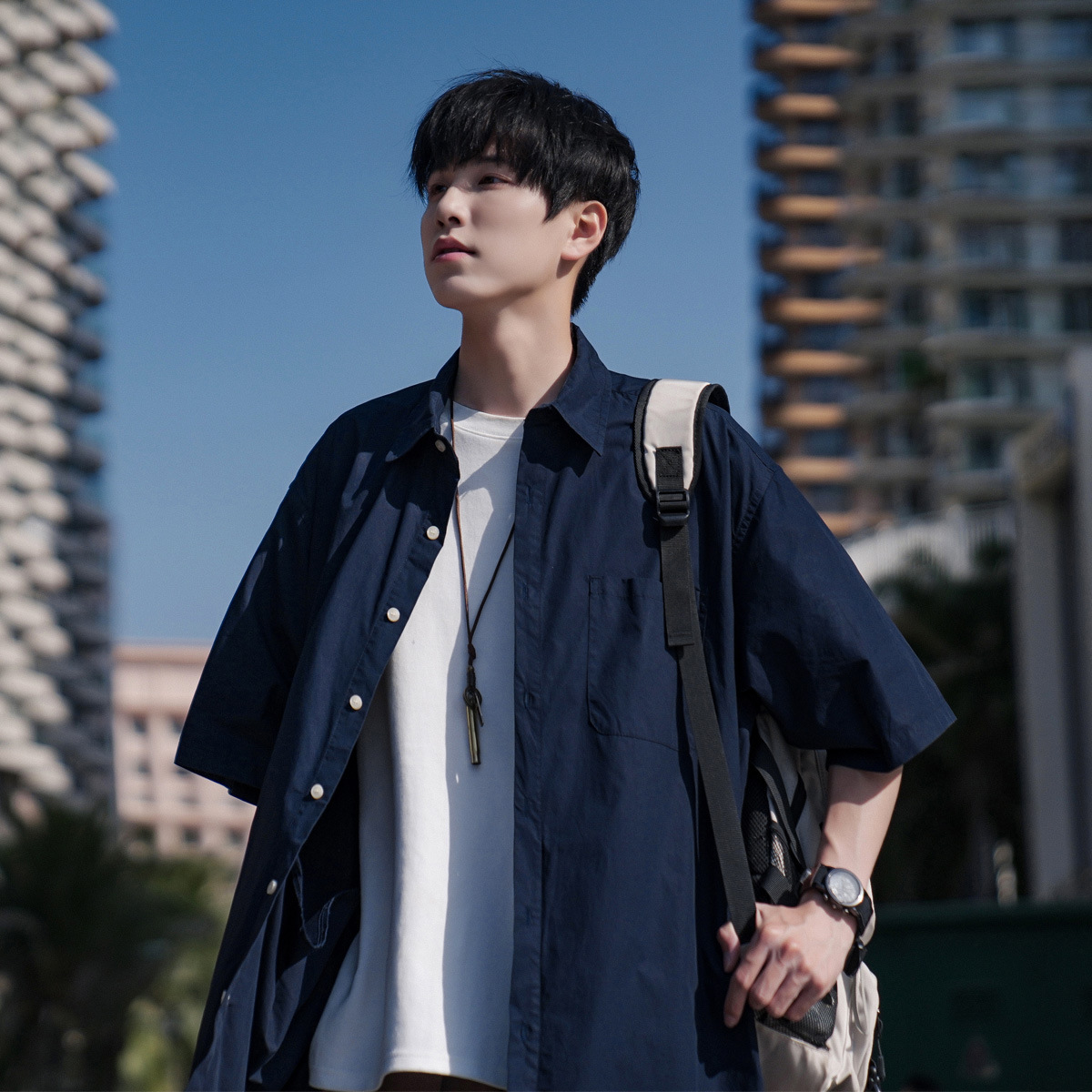 日系藏青色短袖衬衫男夏季薄款潮流宽松冰丝衬衣男生休闲工装外套