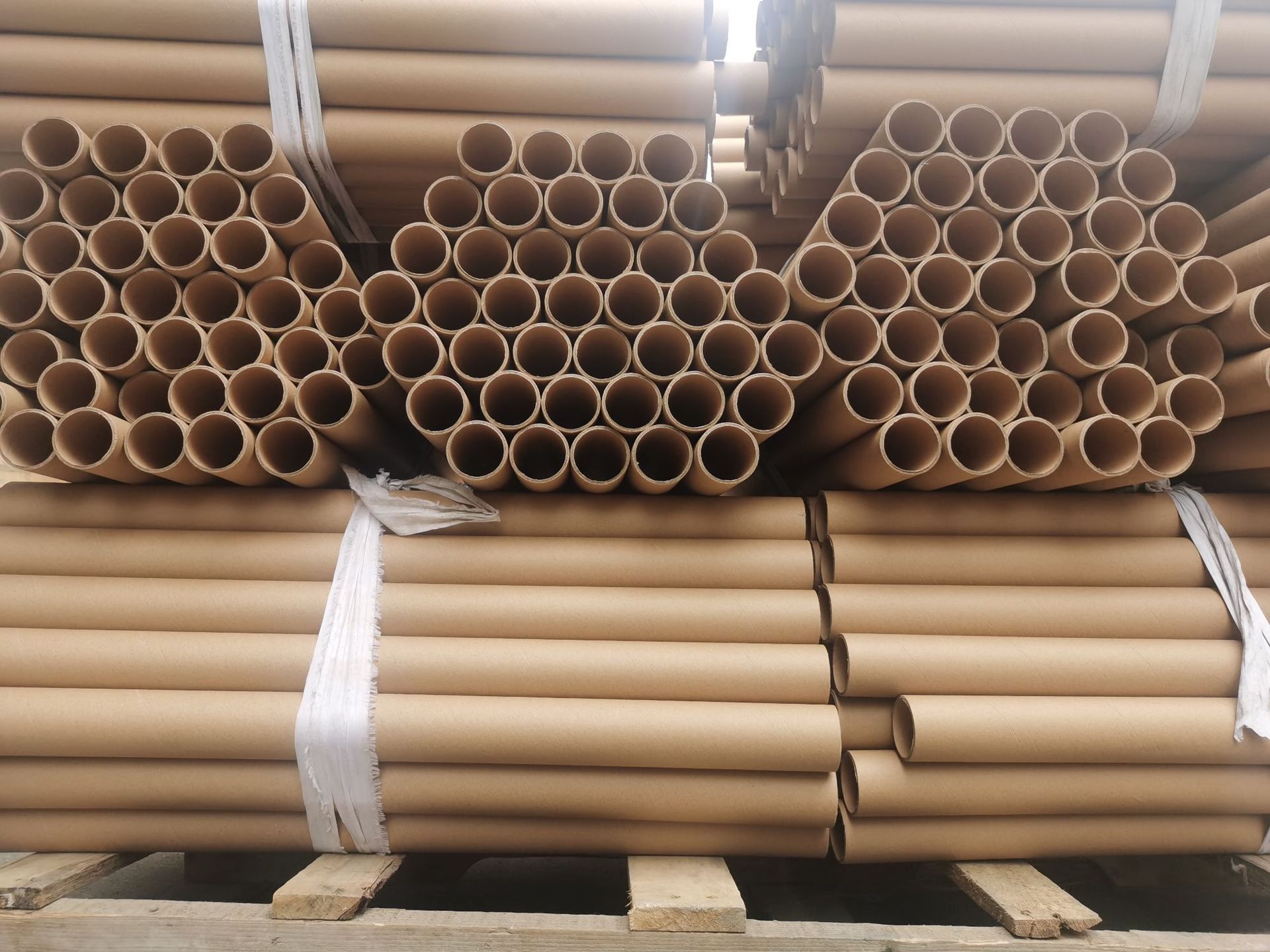 纸管批发 卷布覆膜硬纸芯包装筒鱼竿包装纸罐物流打包灯管纸罐