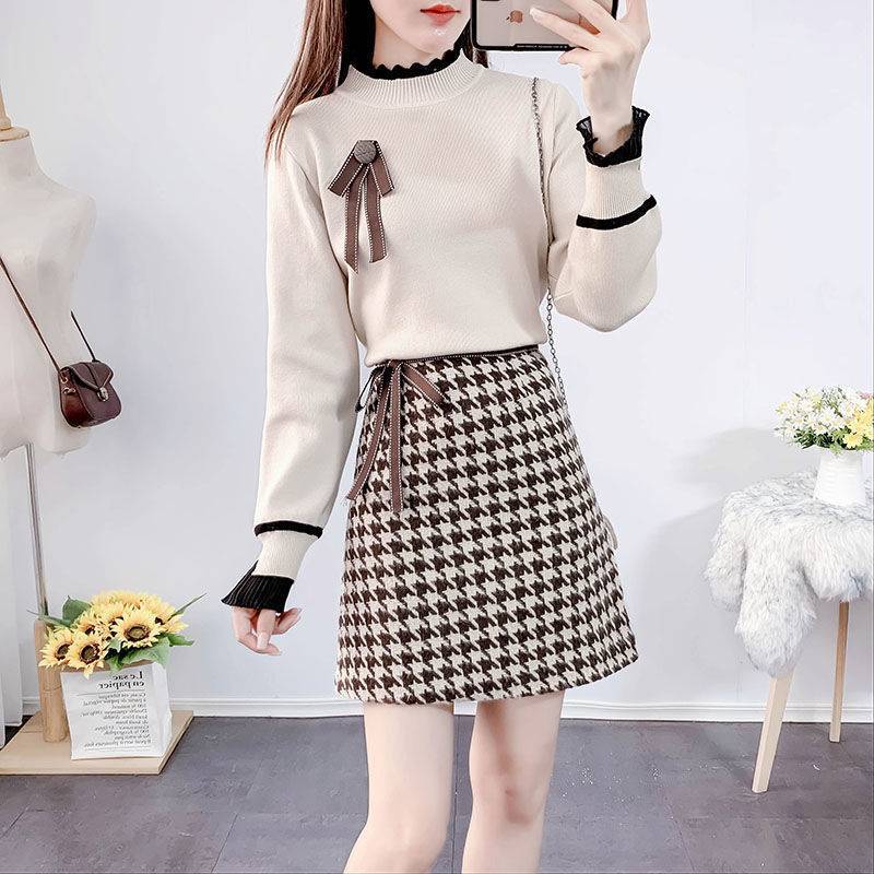 套装裙两件套单/套装冬季新款时尚甜美小个子套装裙胸针毛衣千鸟