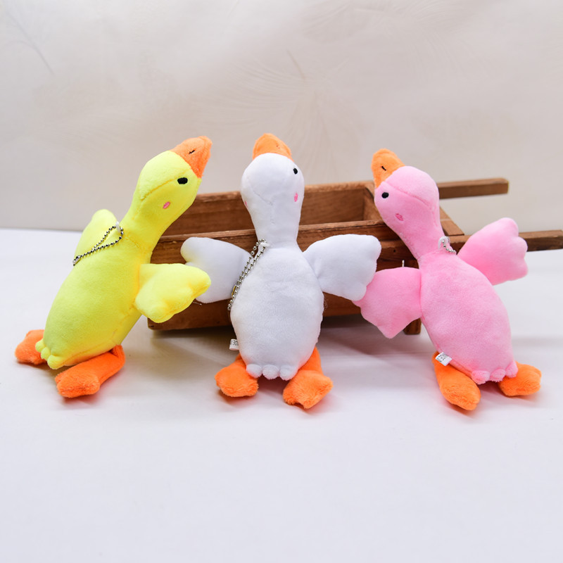 网红趴鹅公仔大白鹅毛绒玩具小挂件鸭子玩偶钥匙扣背包包饰品批发