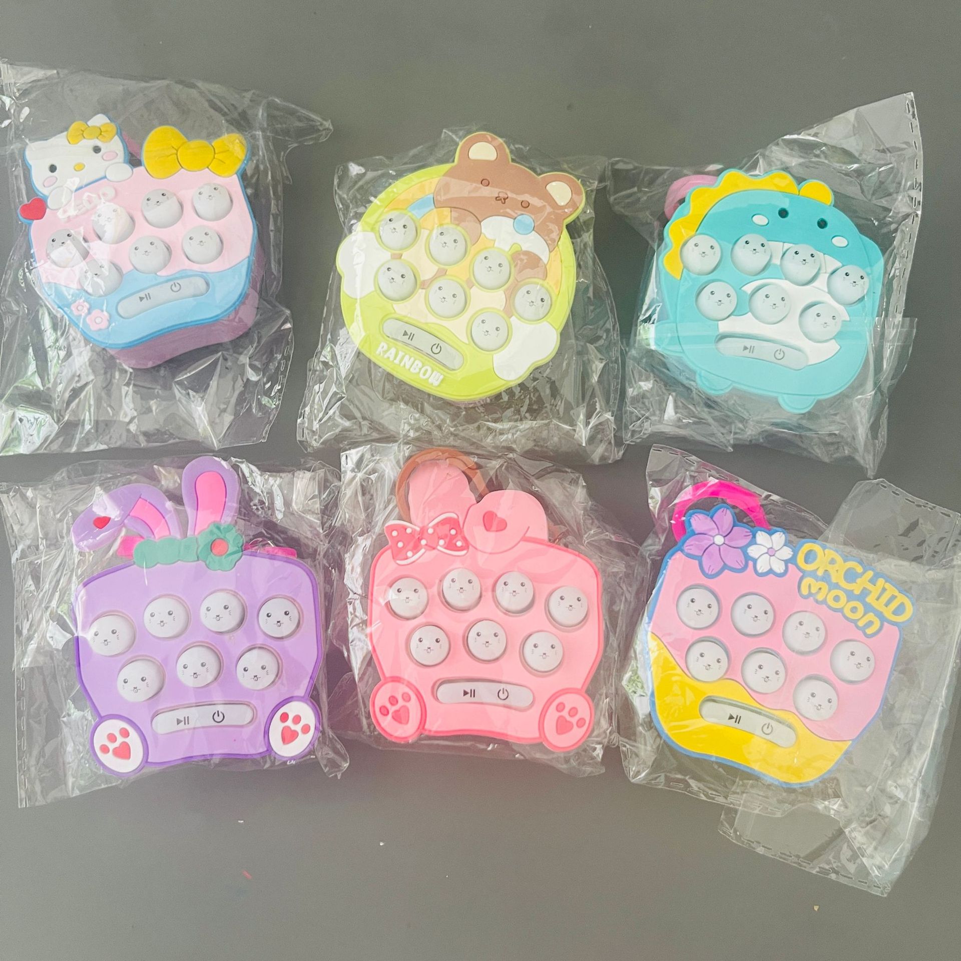 新款卡通打地鼠玩具发声迷你掌上游戏机发光电子儿童按压解压玩具