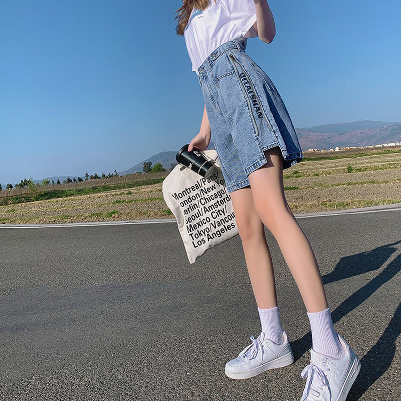 实拍2022牛仔短裤女夏宽松阔腿时尚网红超火薄款直筒高腰显瘦