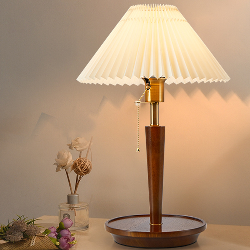 Pleated Bedroom Bedside Lamp Retro American Ins Table Lamp Nordic Mid-Ancient Solid Wood Bed & Breakfast Lamp Marriage Dowry