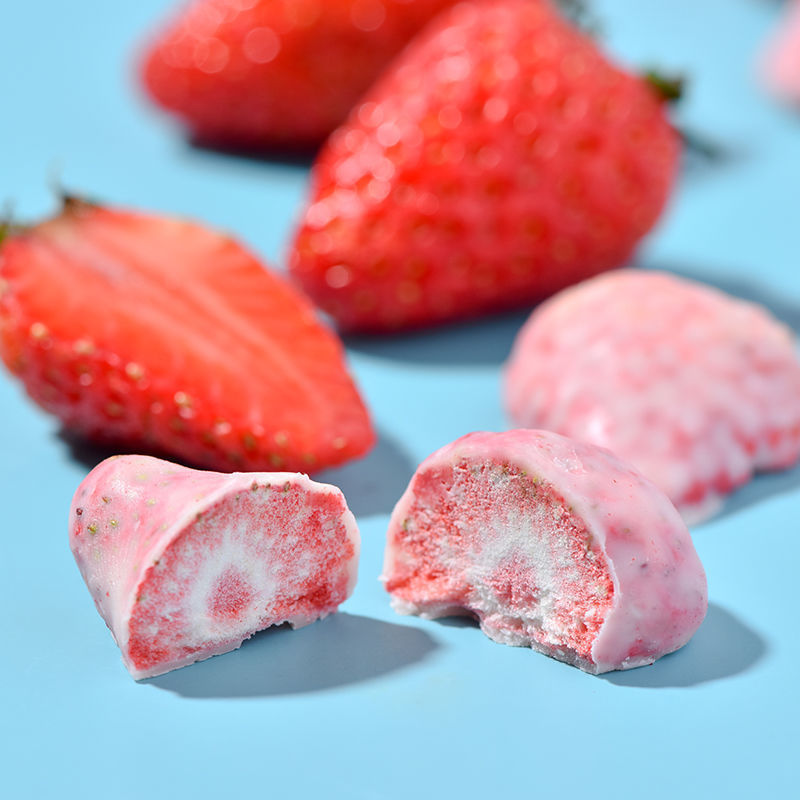 网红冻干莓干巧克力涂层莓脆莓水果冻干巧克力网红冰