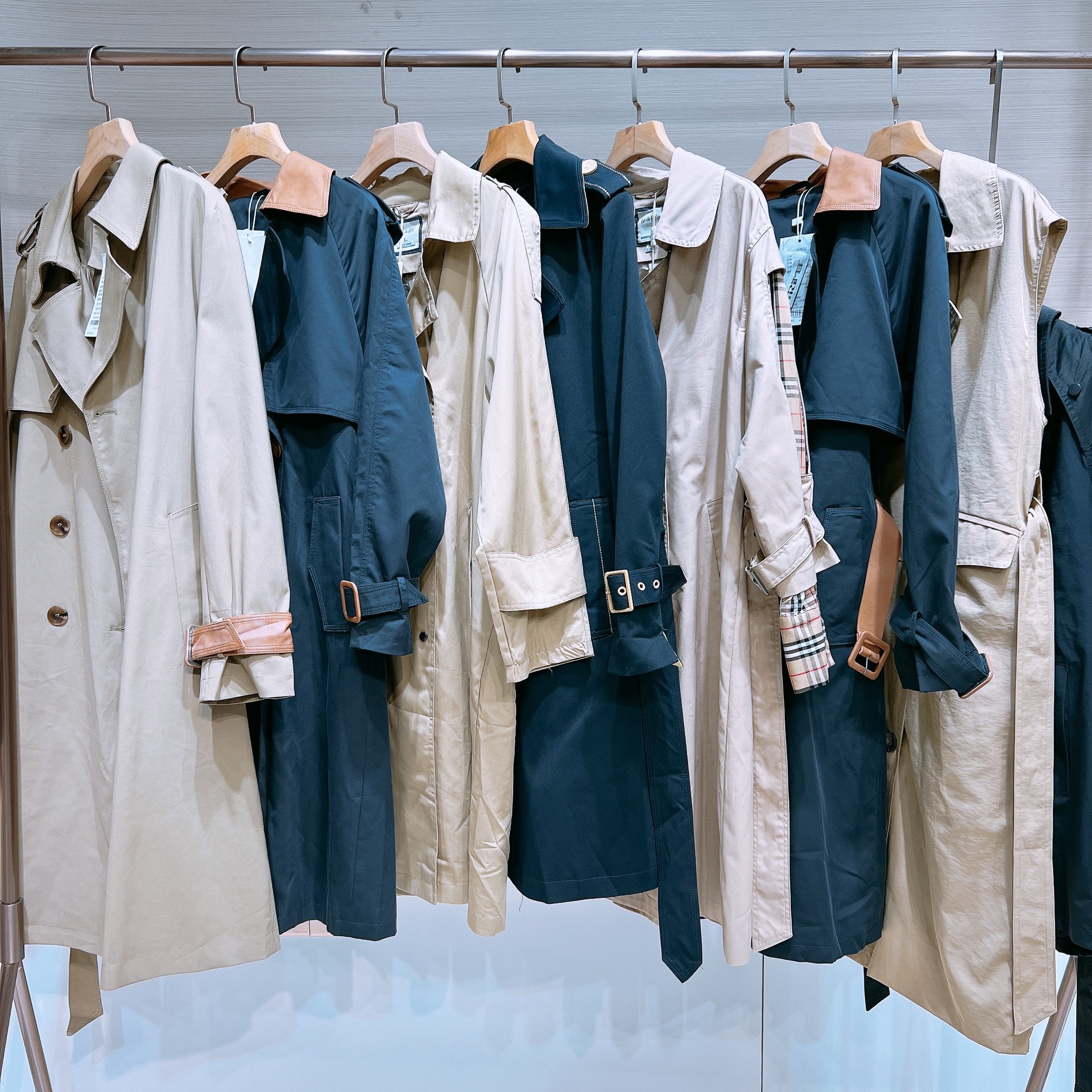 5成交0件爱依服22春季外套撤柜品牌折扣女装尾货走份批发剪标衣服直播