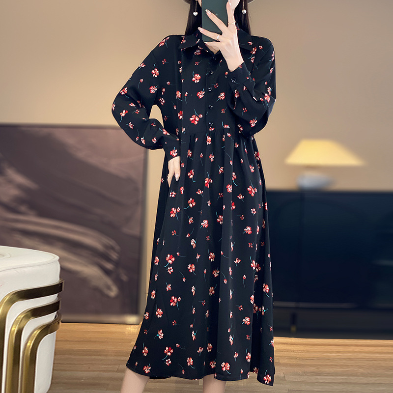 法式碎花长袖连衣裙女2024秋季新款气质名媛洋气减龄收腰显瘦裙子