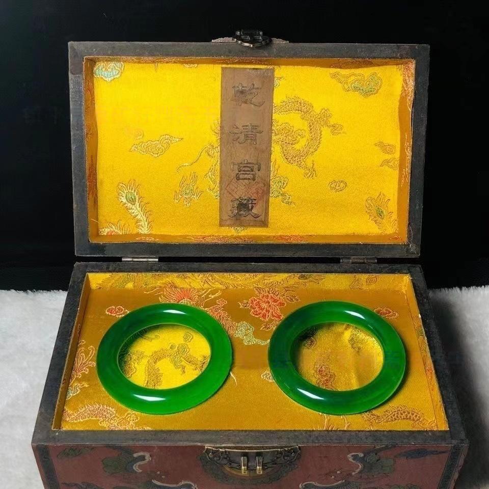 古玩收藏海外回流老物件大清漆器首饰盒高冰帝王绿园条手镯大量批